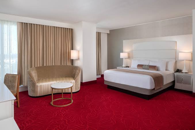 Southland Casino & Hotel Getaway Basket - Image 3